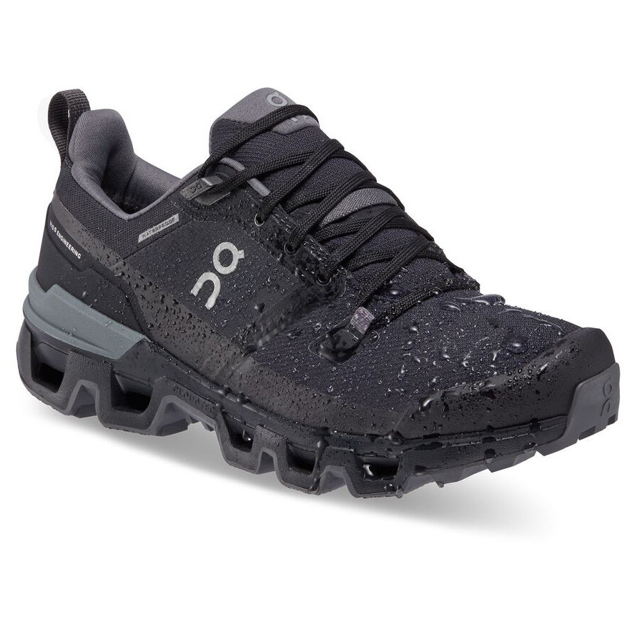 Dámske trekové topánky On Running Cloudwander Waterproof Veľkosť topánok (EU): 39 / Farba: čierna/si...