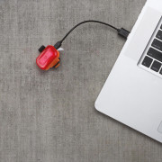 Zadná blikačka Blackburn Click USB