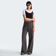 Dámske tričko The North Face Essential Cropped Slim Short Sleeve Tee