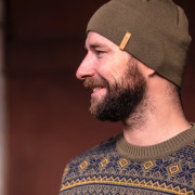 Pletená merino čiapka Kama A02