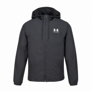 Pánska bunda Under Armour Rival Wvn Windbreaker čierna Black/Black/White