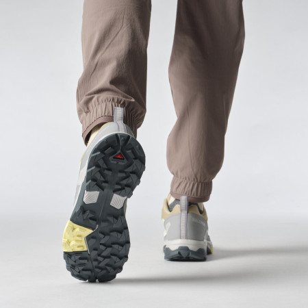 Dámske trekové topánky Salomon X Ultra 5