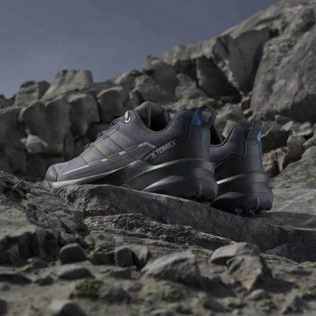 Pánske turistické topánky Adidas Terrex Skychaser Ax5 GTX