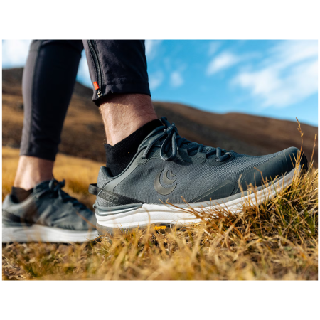 Pánske trekové topánky Topo Traverse