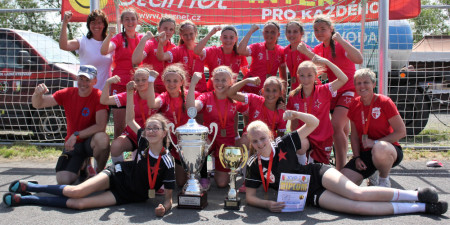 DHC Slavia Praha ml. žiačky ukončili sezónu víťazstvom