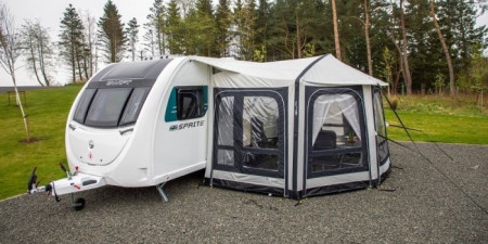 Ako si vybrať predstan pre karavan