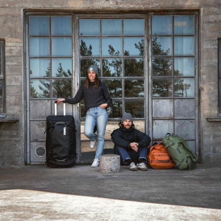 12 osvedčených cestovateľských tipov, ako sa zbaliť do lietadla