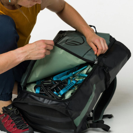 Lezecký batoh Wild Country Crag Hauler 40