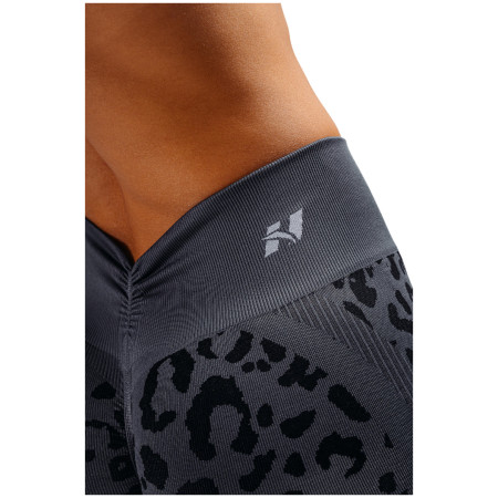 Dámske kraťasy Nebbia Push-Up Compression Leopard Shorts Primal