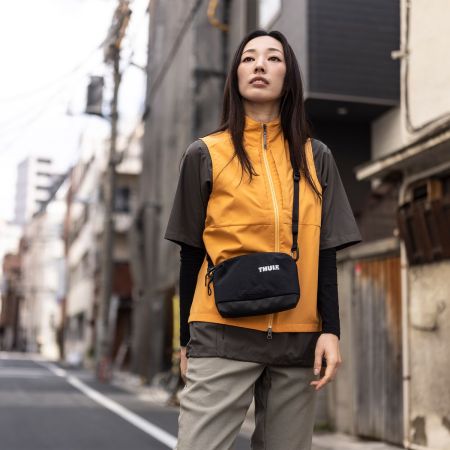 Taška cez rameno Thule Paramount 2L