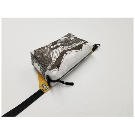 Ľadvinka High Tail Designs Fanny Pack Low Poly