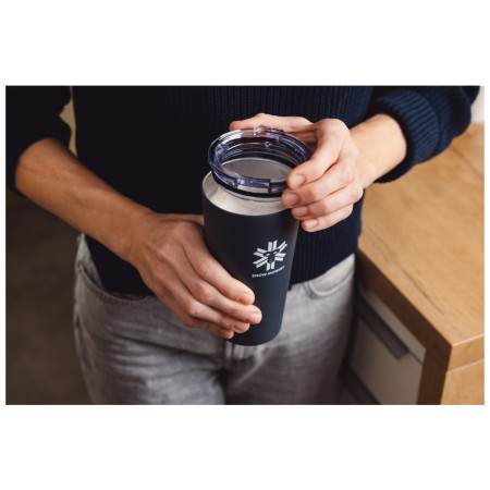 Termohrnček Snow Monkey Enjoyer 473 ml