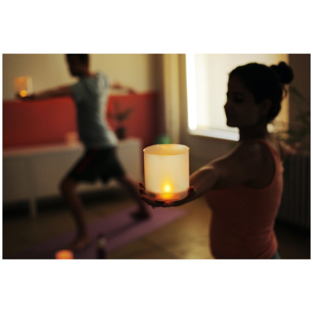 Solárna lampa BioLite Luci Candle