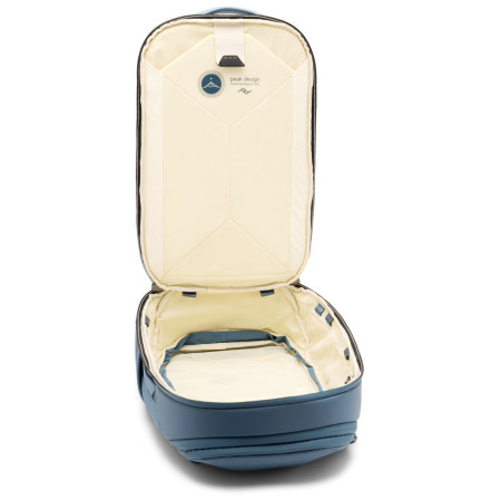 Batoh Peak Design Travel Backpack 30L