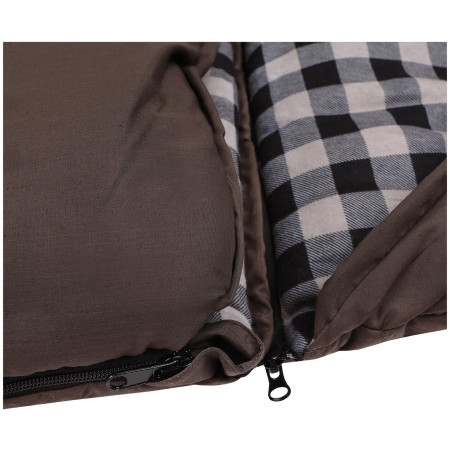 Spacák Zulu Campwell