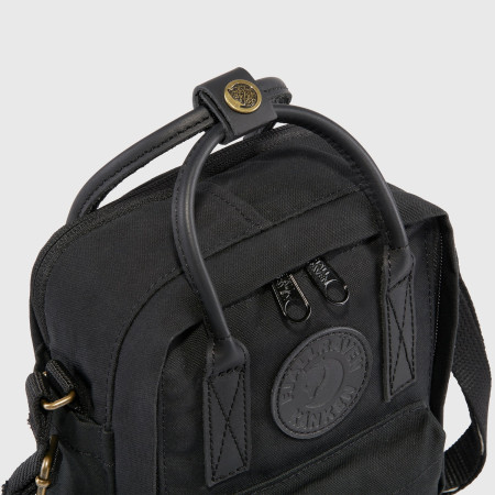 Taška cez rameno Fjällräven Kånken No. 2 Black Sling