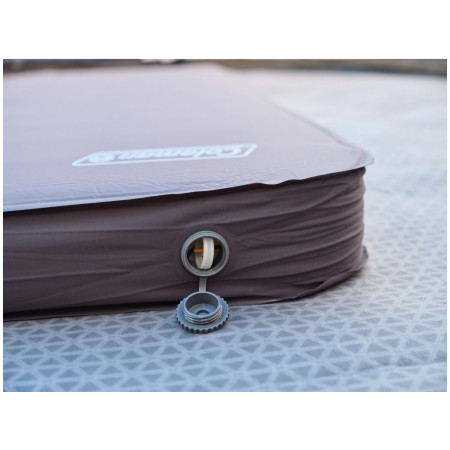 Samonafukovacia karimatka Coleman Supercomfort12 single