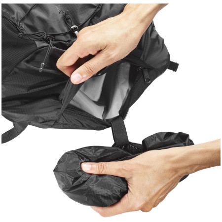 Turistický batoh Salomon XT 25