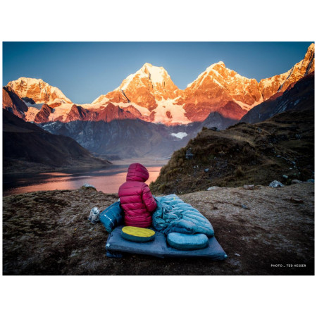 Páperový quilt Therm-a-Rest Vela 20 Dbl