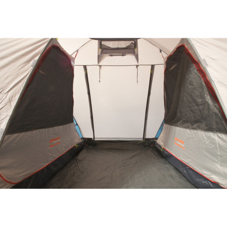 Stan Pinguin Base Camp