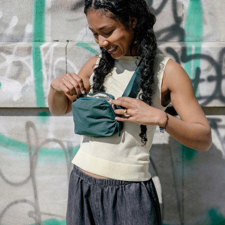 Taška cez rameno Peak Design City Sling 2L