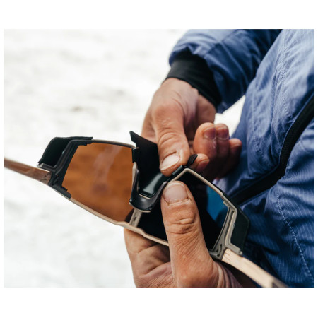 Slnečné okuliare Julbo Edge Cover