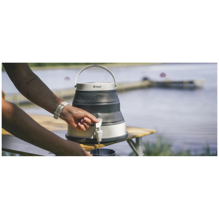 Skladací kanister Outwell Collaps Water Carrier 6 L