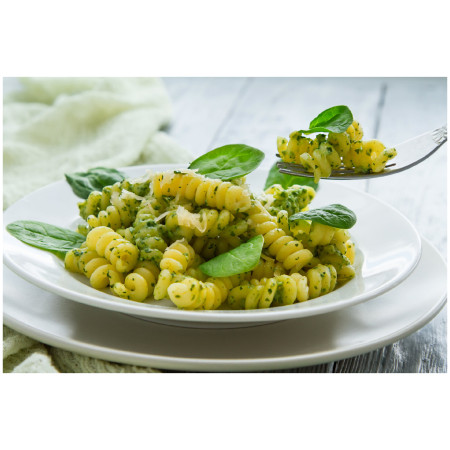 Dehydrované jedlo Adventure Menu Fusilli so špenátom 400 g
