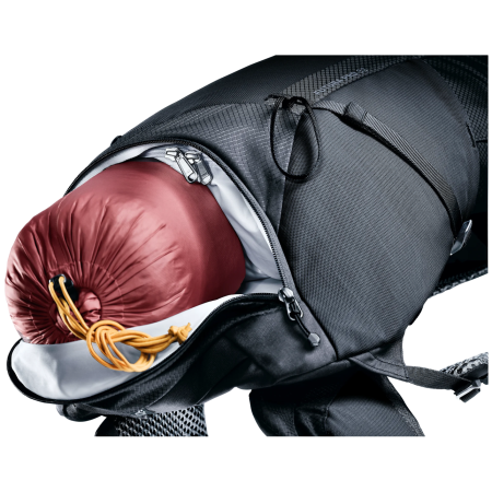 Turistický batoh Deuter Futura Pro 32