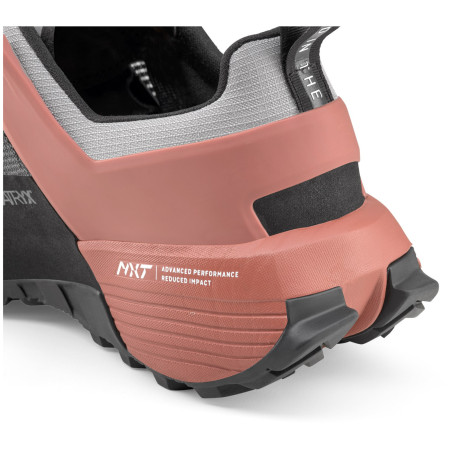 Dámske turistické topánky Salewa Wildfire Nxt W