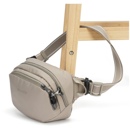 Ľadvinka Pacsafe Vibe 100 Hip Pack
