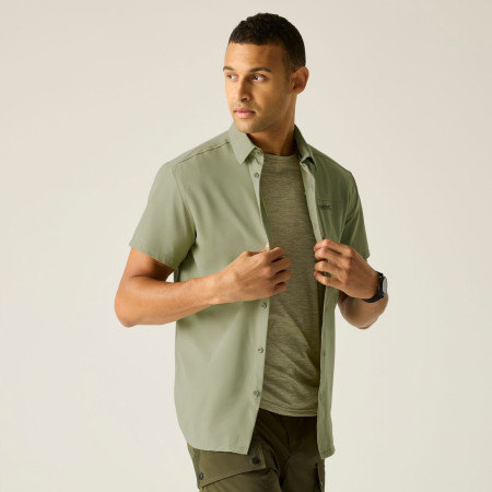 Pánska košeľa Regatta Anti-Insect Travel Light S/S Shirt