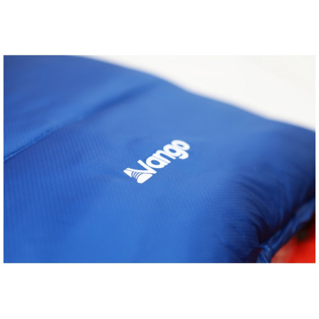 Trojsezónny spacák Vango Nitestar Alpha 250