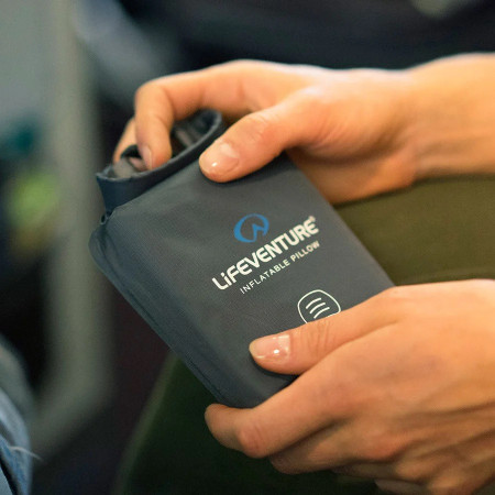 Cestovný vankúš LifeVenture Inflatable Pillow