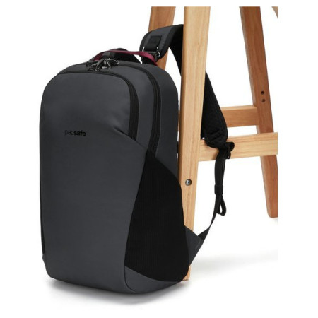 Bezpečnostný batoh Pacsafe Vibe 20l