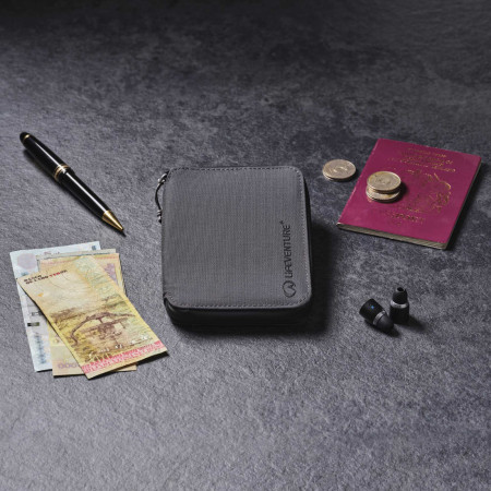 Puzdro na doklady LifeVenture Rfid Mini Travel Wallet