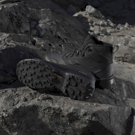 Pánske turistické topánky Adidas Skychaser Ax5 Mid Gtx Clima