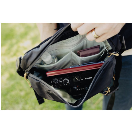 Ľadvinka Peak Design Outdoor Sling 4L