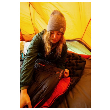 Nafukovacia karimatka Vango Aotrom