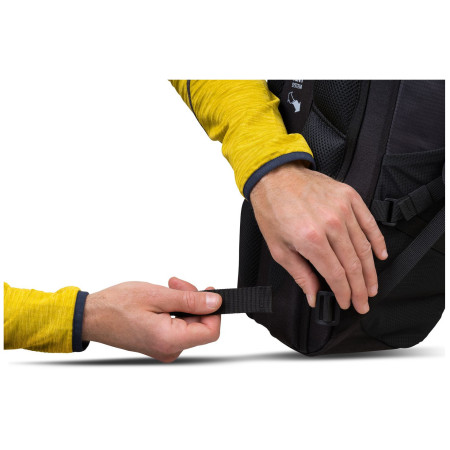 Batoh Hannah Raven 24