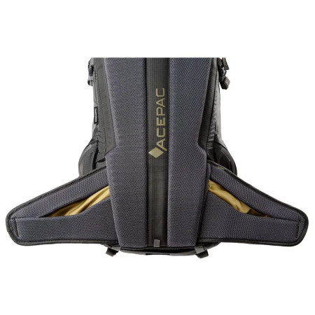 Batoh Acepac Flite 10 MKIII