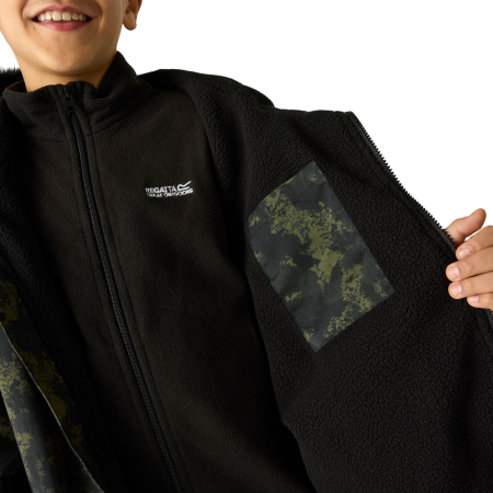 Detský nepremokavý kabát Regatta Junior Waterproof Changing Robe Pro Bark Green