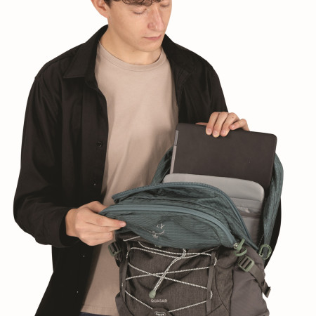 Mestský batoh Osprey Quasar 26