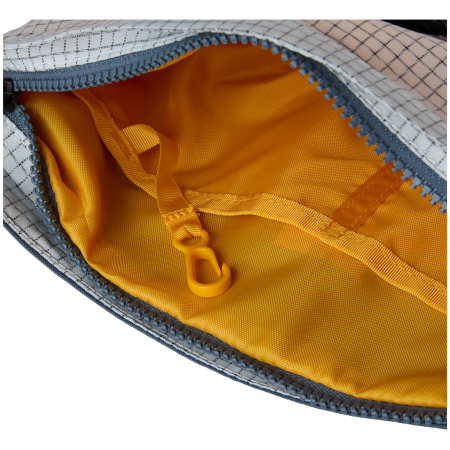 Taška cez rameno The North Face Clyffe Shoulder Bag