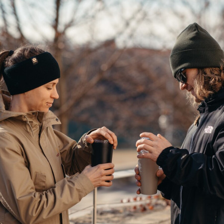 Termohrnček Snow Monkey Enjoyer 473 ml