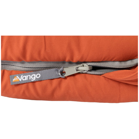Trojsezónny spacák Vango Stellar Single
