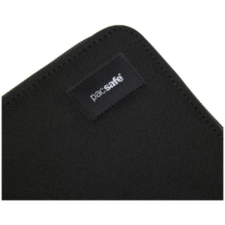 Peňaženka Pacsafe RFIDsafe compact travel organizer